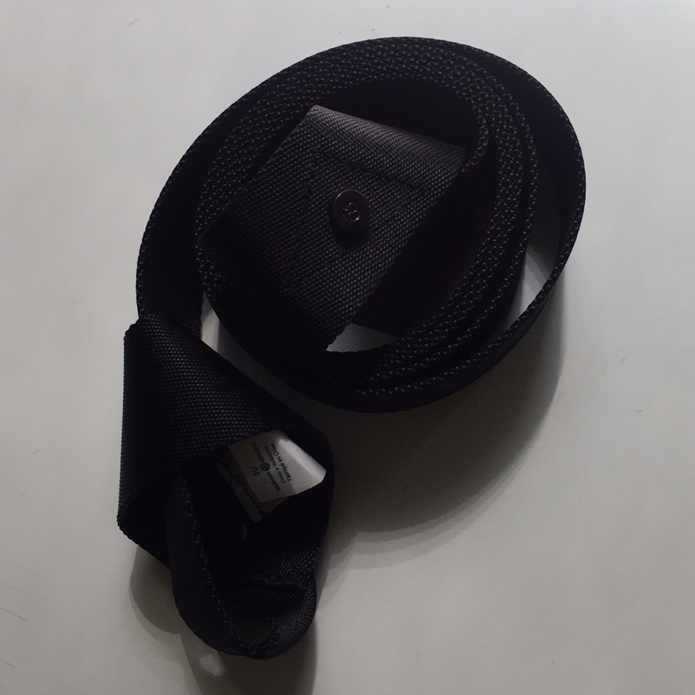 Lululemon yoga mat strap